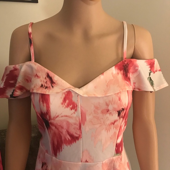 Emerald Sundae Cold Shoulder Fit And Flare Dress - Picture 4 of 8